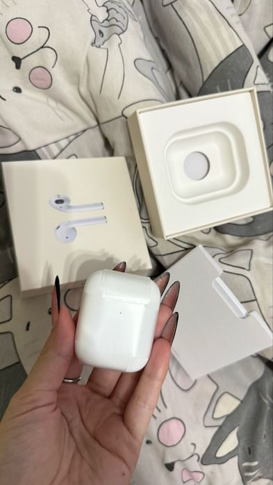 Наушники airpods