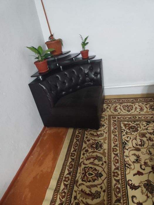 Диван угловой бу продам дешево