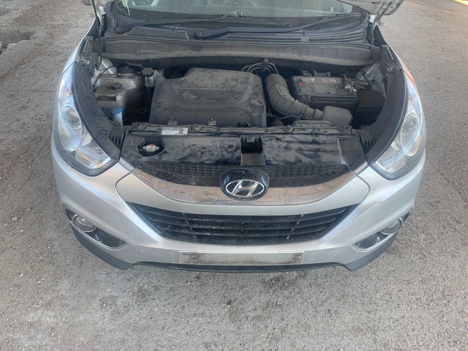 carcasa filtru aer si piese hyundai ix35 2.0 crdi din dezmembrari