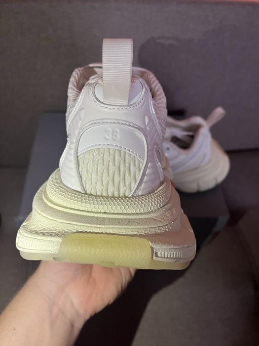 Balenciaga 3XL marimea 37,38 noi la cutie
