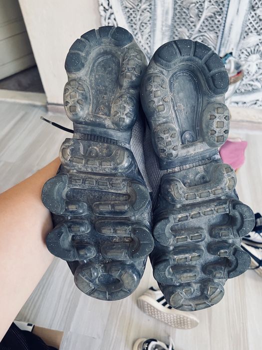 Vand Nike in excelenta conditie