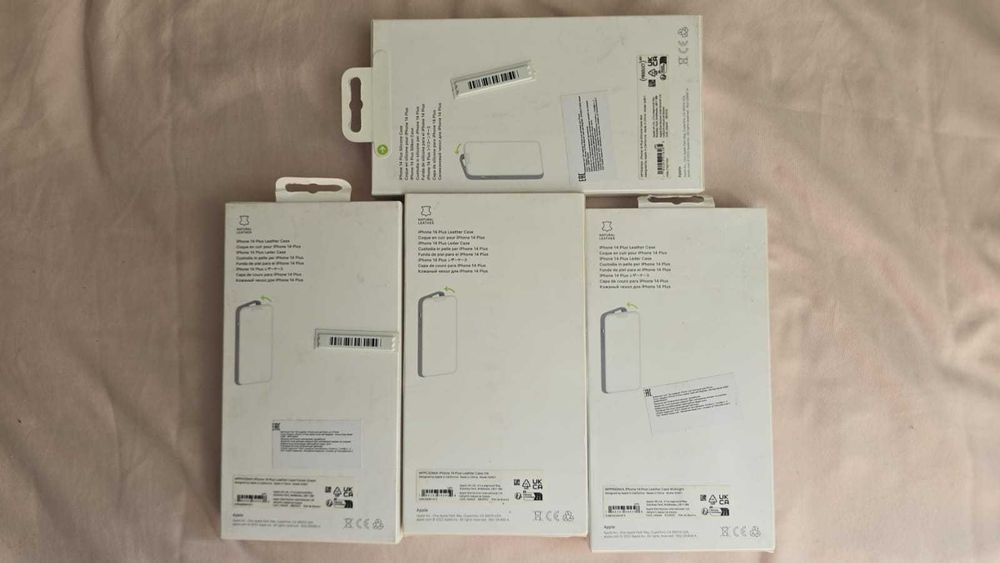 Чехол Apple iPhone 14 Plus Leather Case Forest Green