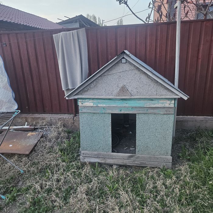 Будка для собак продам не дорого