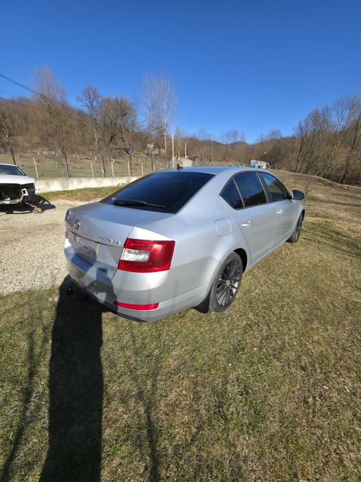 Dezmembrez skoda octavia 3 2013 2.0 tdi automata
