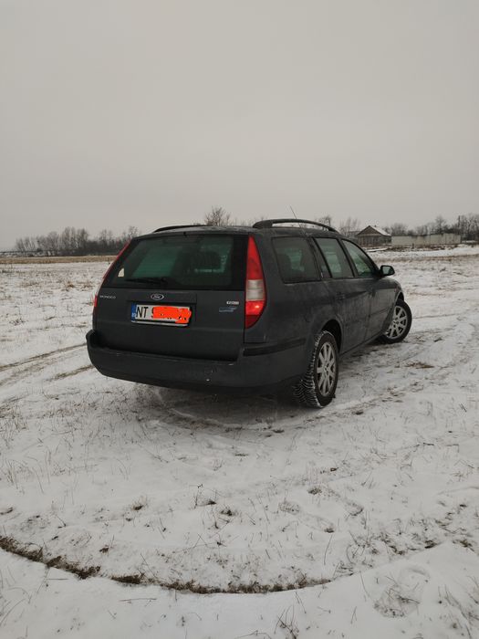Vând Ford Mondeo