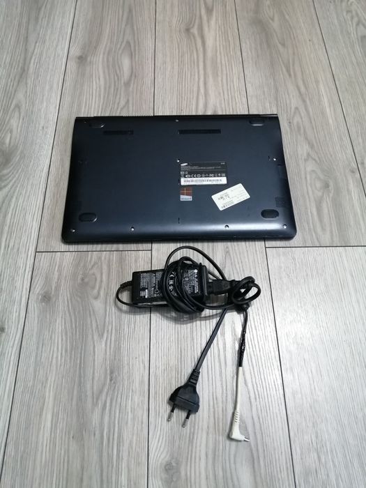 Vand Laptop Slim Samsung 915S
