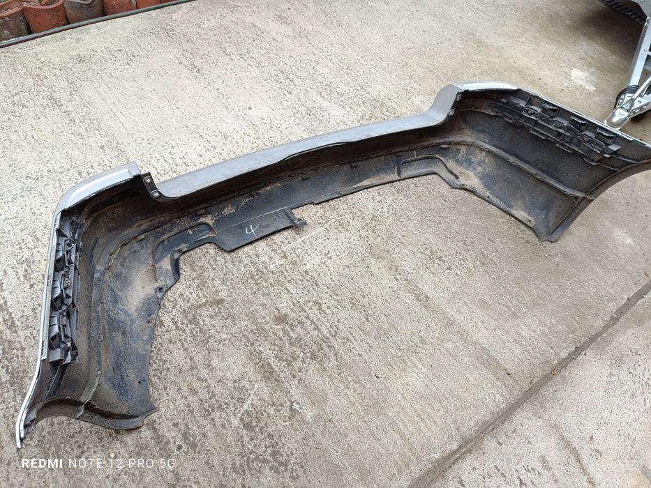 Задна броня за passat b5.5.