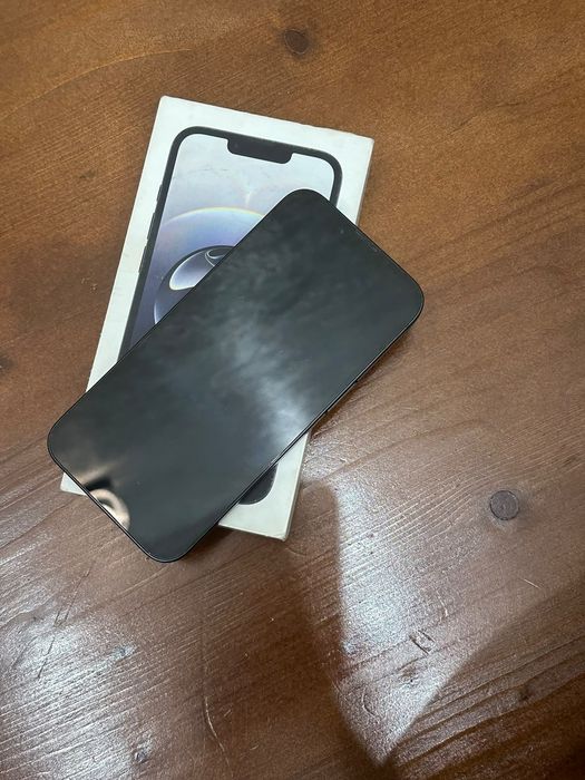 Продам iPhone 16e