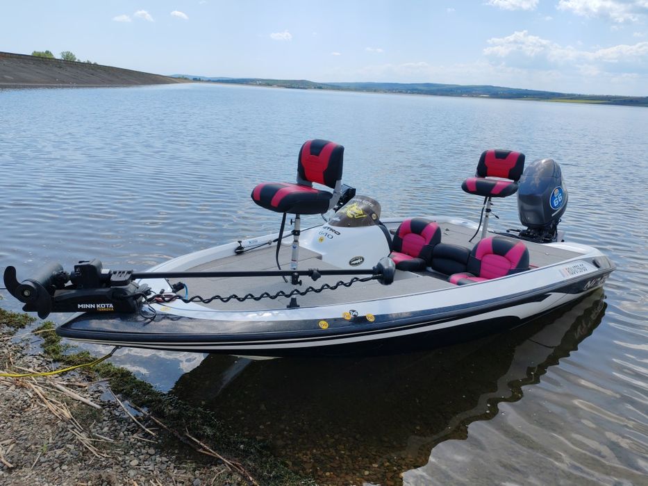 Barca Nitro 640 cu motor Yamaha 80CP