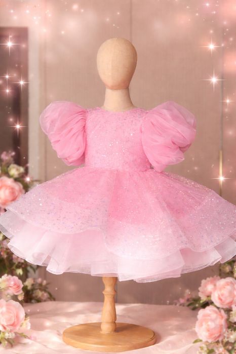 Продам детские нарядные платья