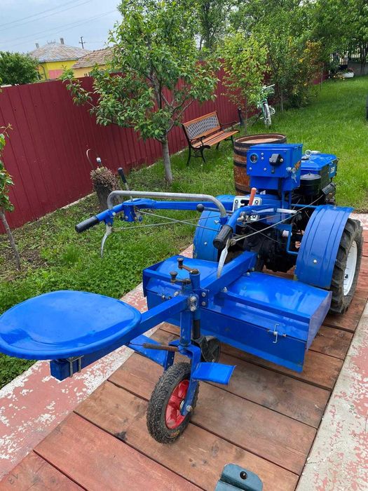 Motocultor ZUBR MB 1012E 12.5CP diesel, pornire electrica, freza agricolă rotativa cu scaun