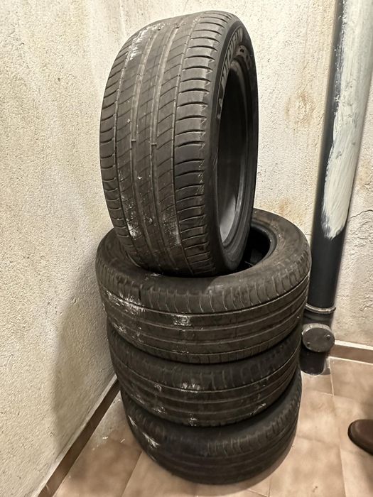 Продавам летни гуми 225/50/17
