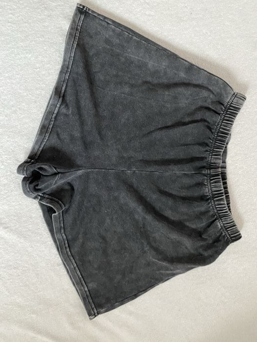 Черен спортен екип