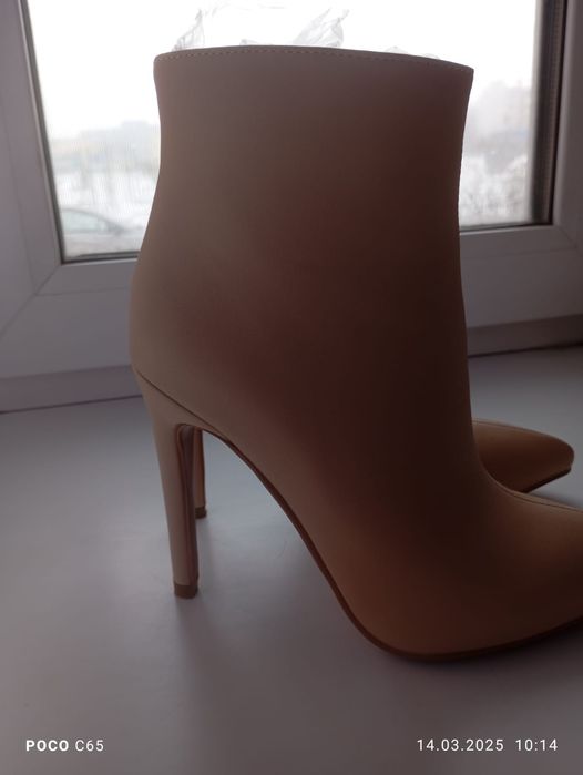 Продам ботильоны, новые