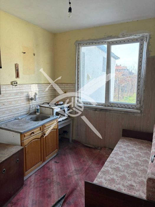 Продава се Къща в Бургас, Ветрен - 120 кв.м за 1917 €/кв.м - Снимка #8