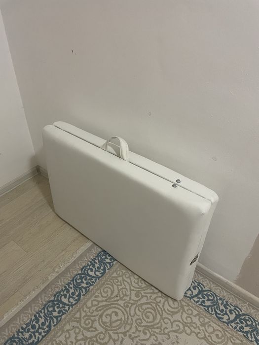 Кушетка складная