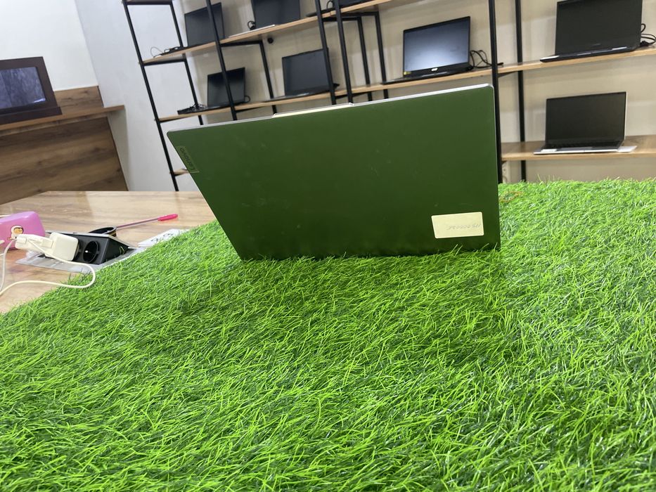Ноутбук Lenovo леново