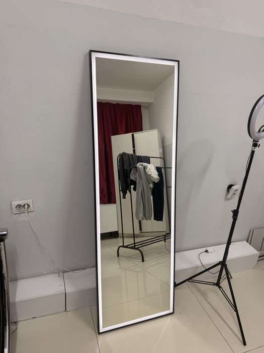 Зеркало с подсветкой