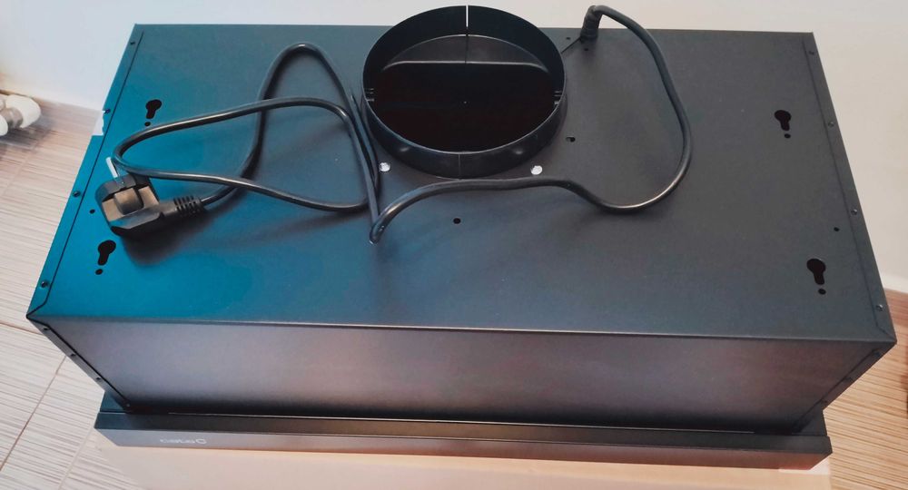 Hota nouă telescopică incorporabila cu filtru de aluminiu pentru mobila de bucătărie ideală la aragaz, cuptor, plită