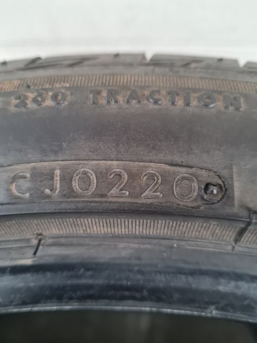 Летни гуми 2 броя BRIDGESTONE Turanza T005A 225 45 R19 дот 0220