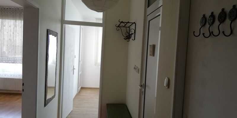 Дава се под наем Едностаен апартамент в София, Младост 2 - 50 кв.м за 348.84 € - Снимка #1