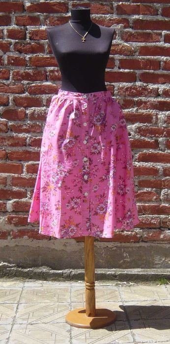 Комплекти пола с риза на цветя