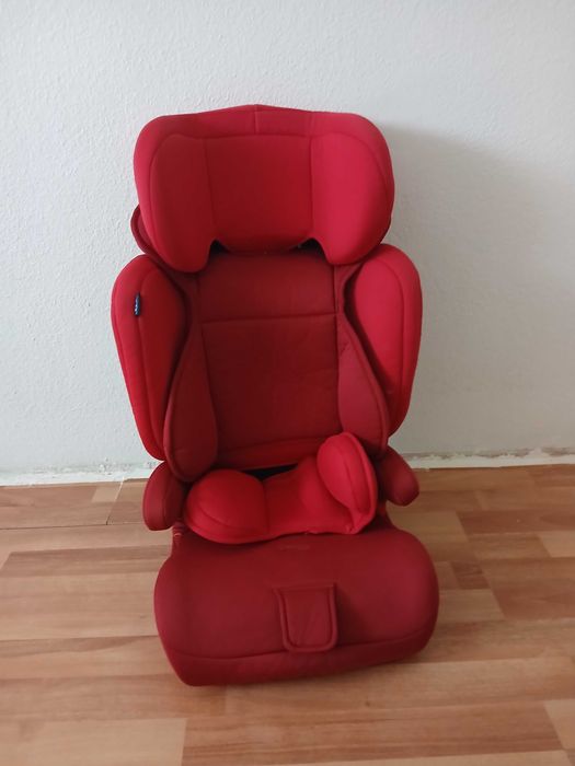 Scoica si scaunel masina pentru bebelus