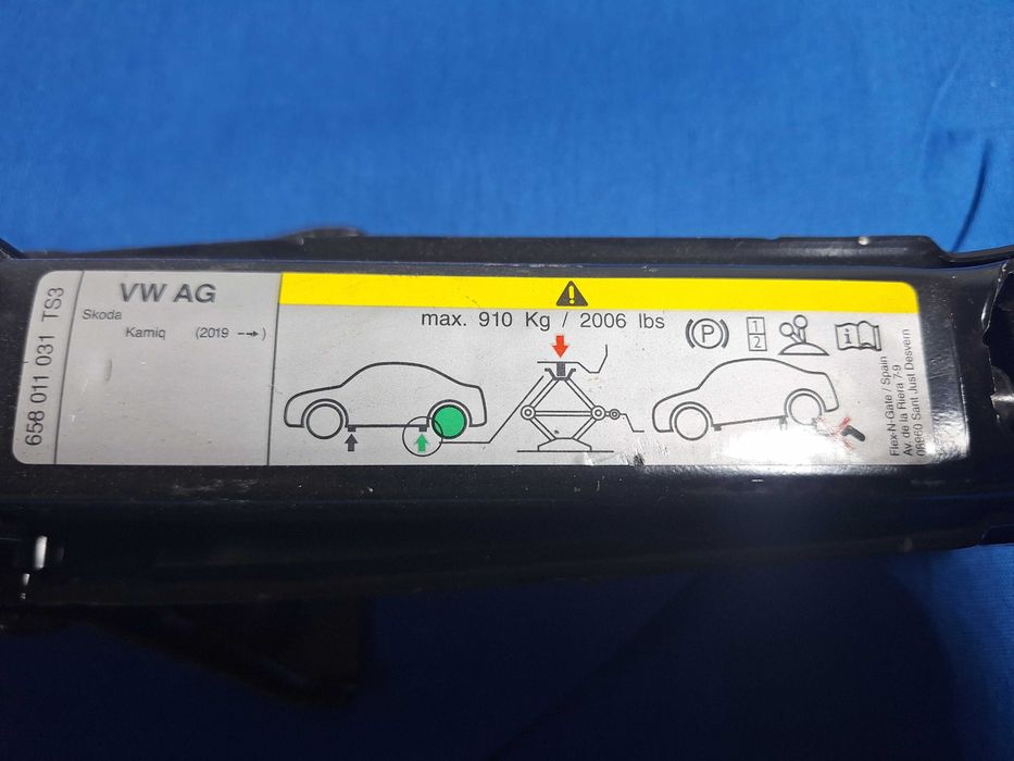 Cric AUTO OEM SKODA Kamiq / VW T-Cross / Seat ARONA CA NOU