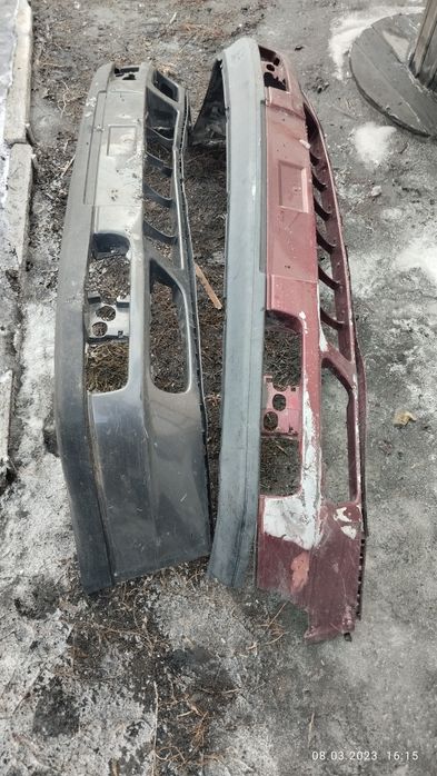 Продам бампера гольф 3 на ремонт