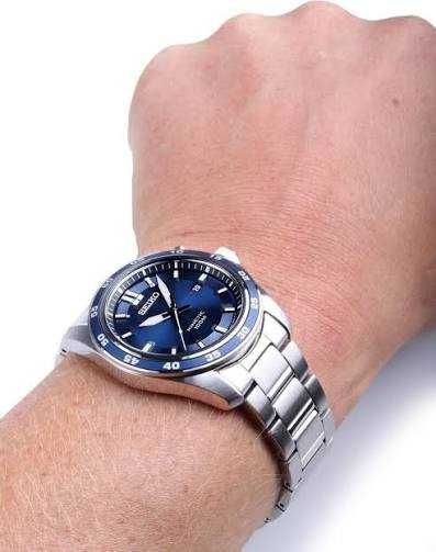 Наручные часы SEIKO kinetic