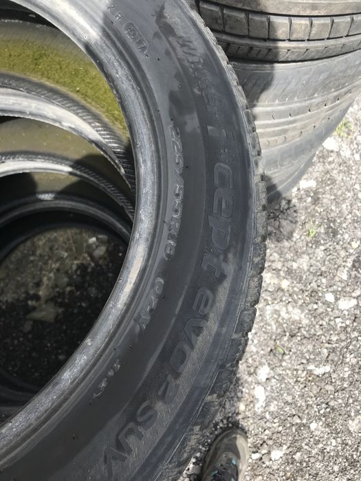 Зимни гуми 18 цола Hankook Winter I cept evo2 SUV 225/55/18 DOT4017
