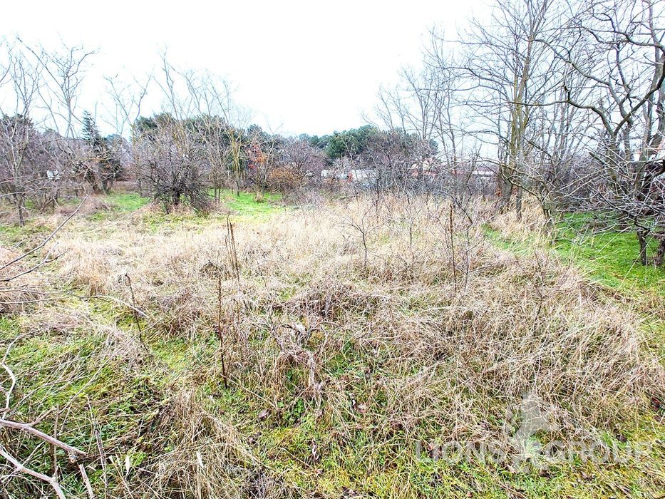 Парцел в Варна-м-т Боровец - север площ 1175 цена 83000