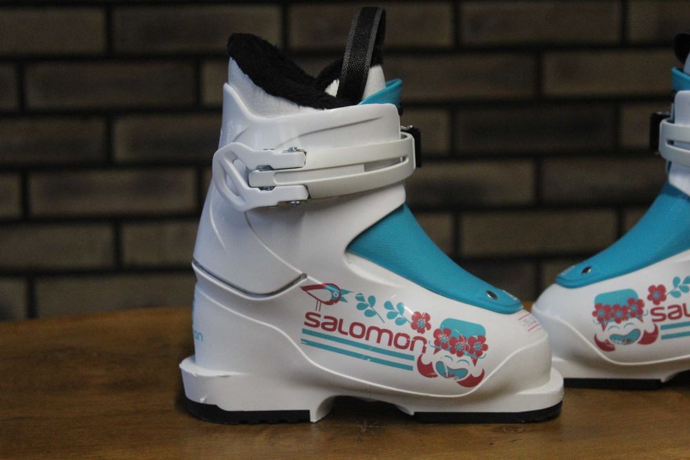 Clapari copii Salomon, marime 27-28 cod:033