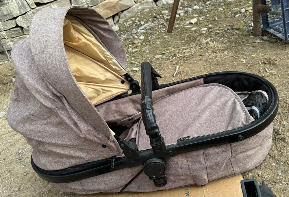 Продаётся коляска