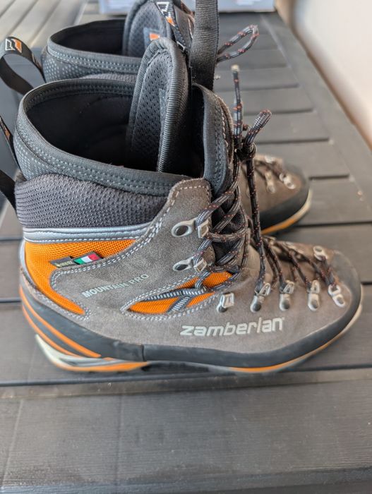 Bocanci Zamberlan Mountain Pro Evo Gtx RR mărimea 43