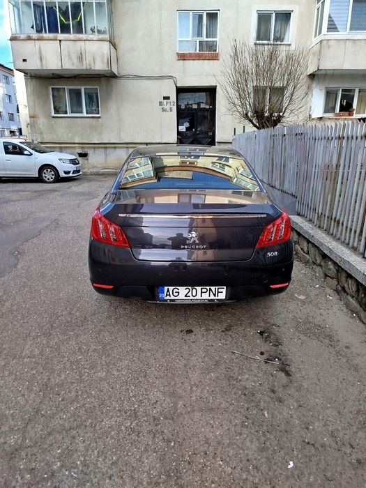Peujeot 508  2013