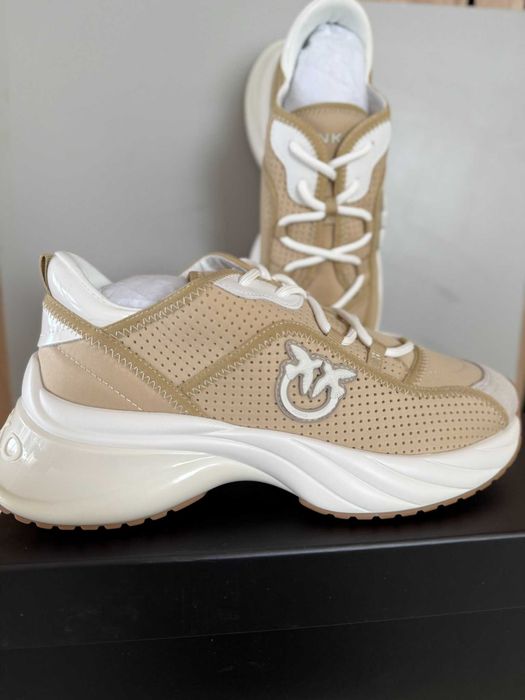 Оригинални сникърси Pinko