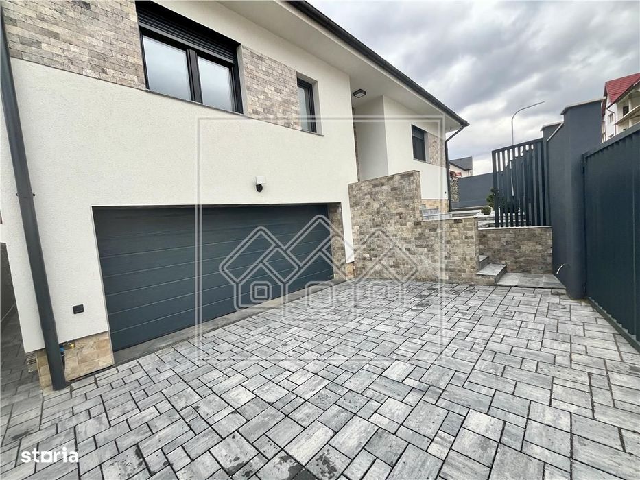 Casa individuala in Selimbar, 4 camere, garaj, curte libera 220 mp