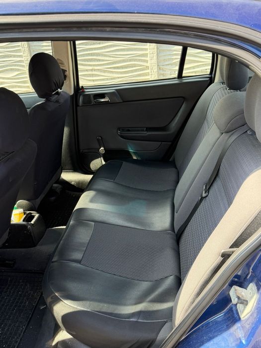 Vând Opel Astra 1.6 benzina