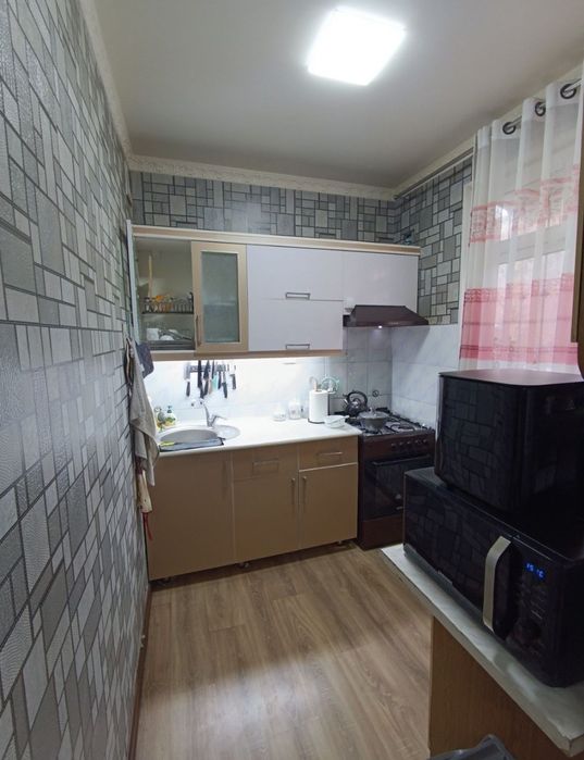 Продается двух комнатная квартира