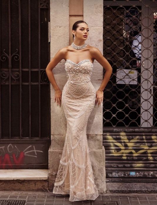 Официална рокля с камъни и перли