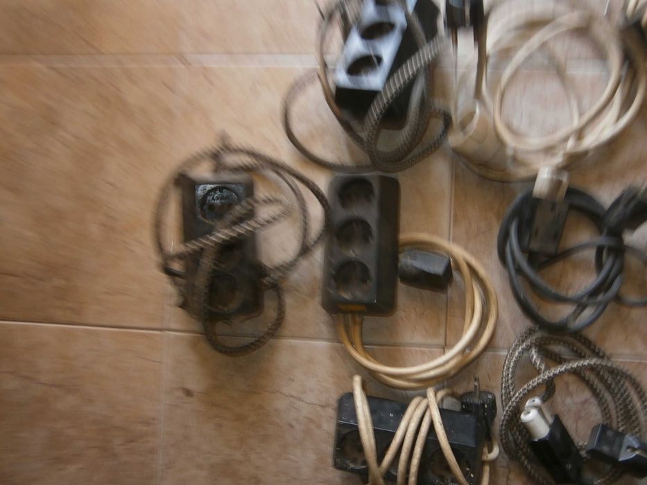 Ел.материали удължители,разклонители