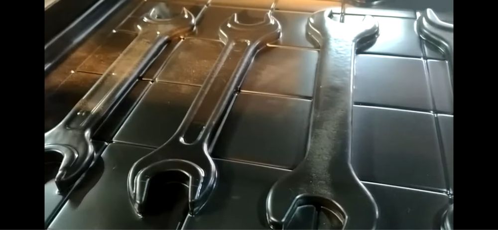 Вакуумный формовочный станок