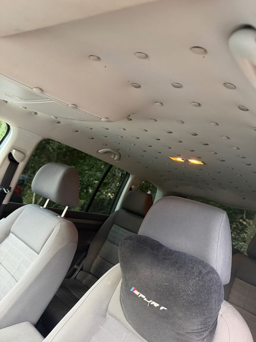 **volkswagen touran 1\.4 tsi 140 cp – 7 locuri – 2006**