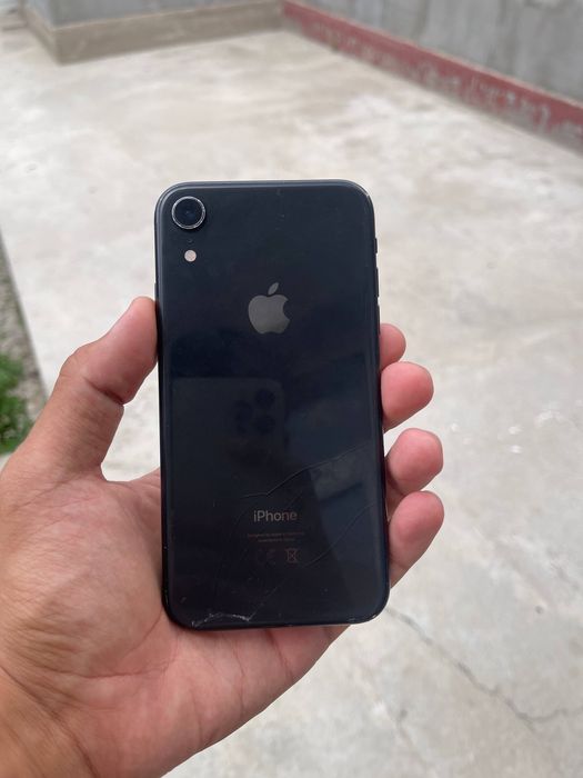 Iphone xr sotiladi 128gb xolati yaxshi