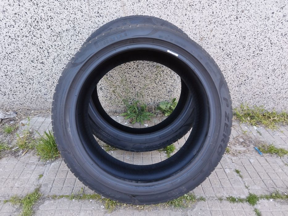 Летни гуми Pirelli 245/40/19
