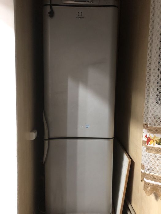 холодильник indesit