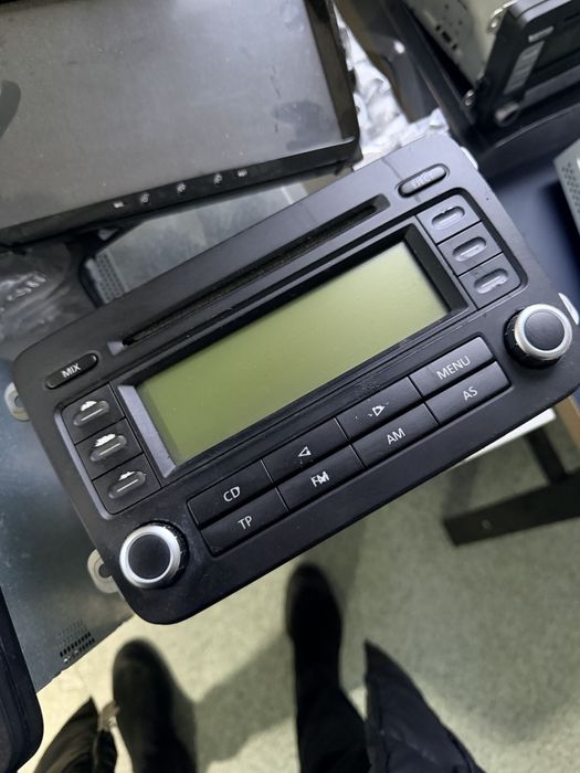 CD PLAYER MP3 Original Volkswagen Golf Passat Tiguan RCD300 RCD310