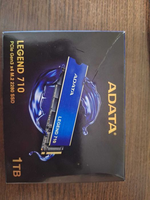 SSD ADATA LEGEND 710, PCle Gen3 x4 M.2 2280 1TB. Neuzat, ca și nou.