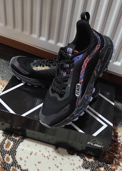 Унисекс маратонки Flair